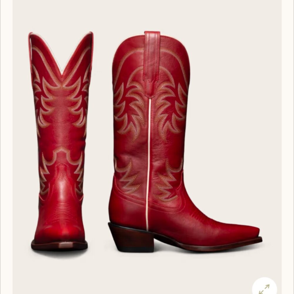 Tecovas Scarlet Annie Bovine 7.5 NIB